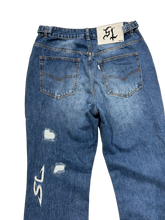 Charger l'image dans la galerie, FLARED JEANS (BLUE/WHITE)