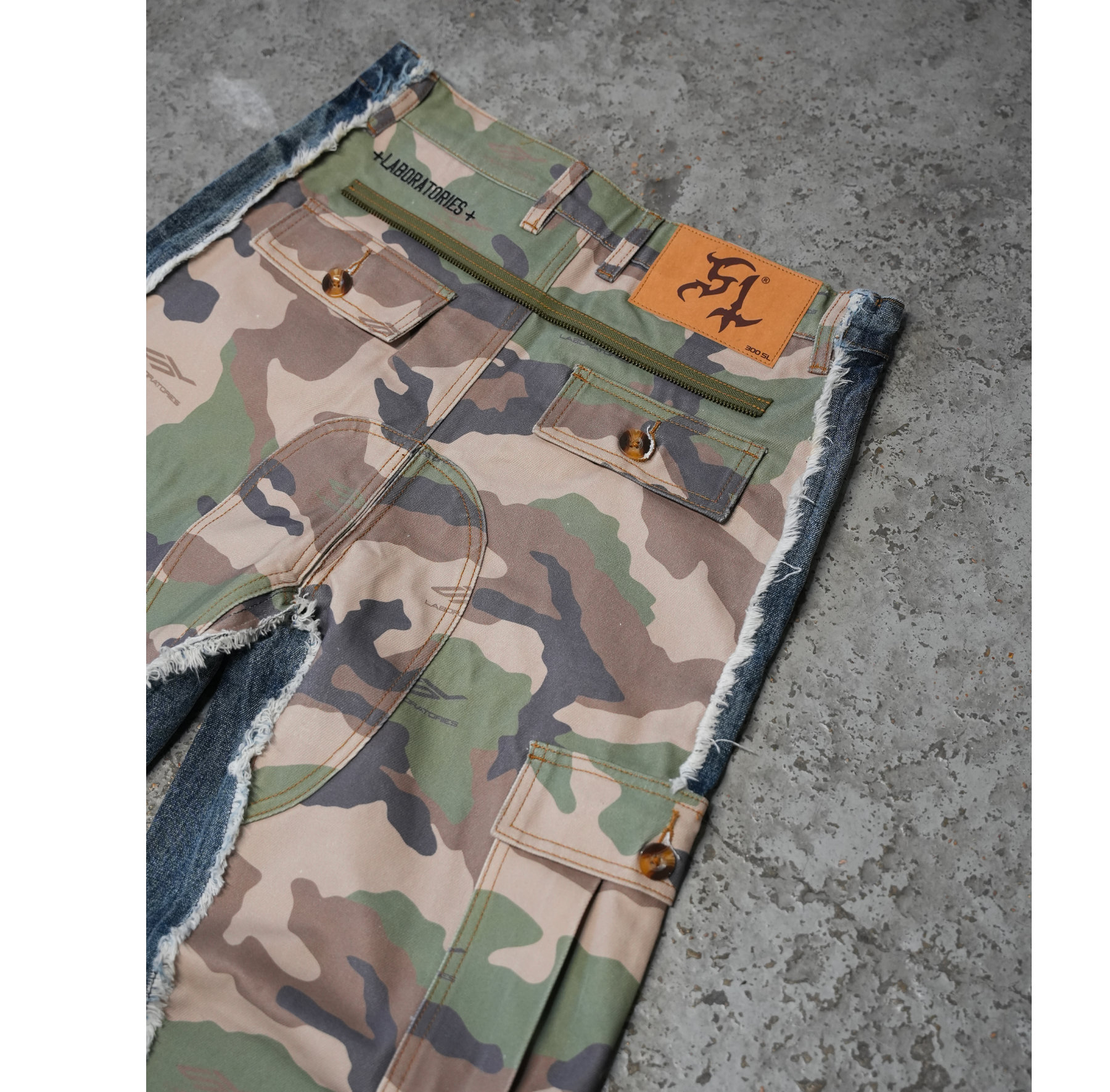 BAGGY HYBRID DENIM (BLUE / GREEN)