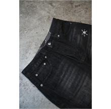 Charger l&#39;image dans la galerie, BAGGY HYBRID DENIM (BLACK / WHITE)
