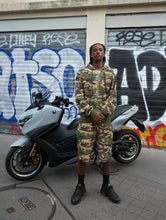 Charger l&#39;image dans la galerie, WAFFLE SHORTS (CAMO/ORANGE)

