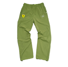 Charger l&#39;image dans la galerie, TRACK PANT (KAKI/YELLOW)
